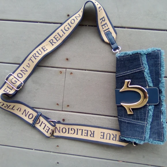 True Religion Blue Crossbody Bag with Gold Accents new no Tag 10" wide 4" high - Picture 5 of 7